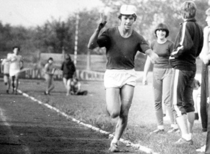 Zawody sportowe na stadionie