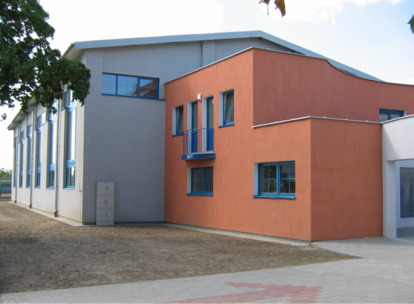 Widok na najnowszą część szkoły